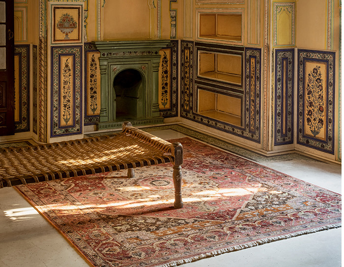 low-pile-rug-cons